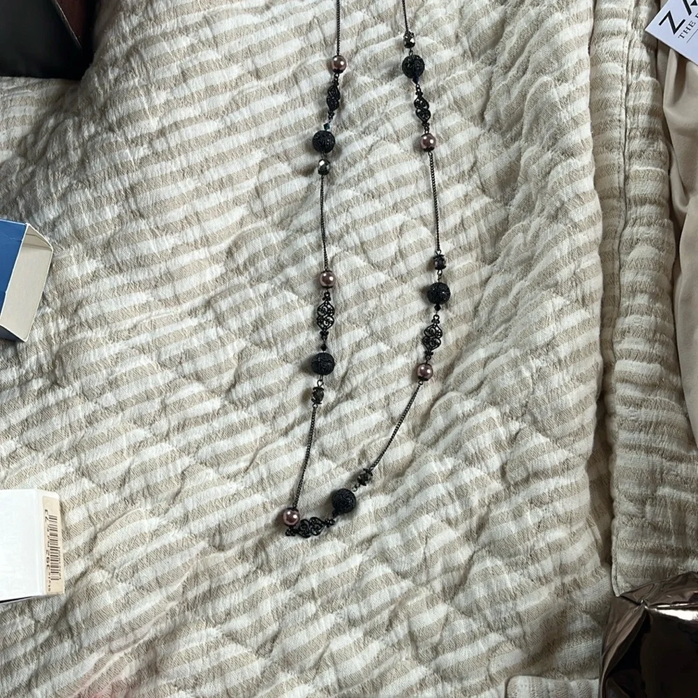Lia Sophia Jewelry Lot - Picture 3 of 11